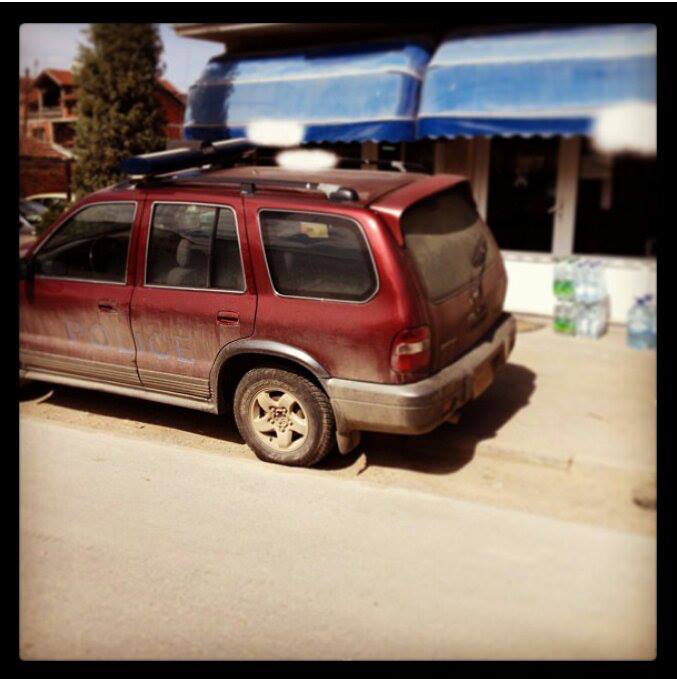 Polici parking pra Marketit